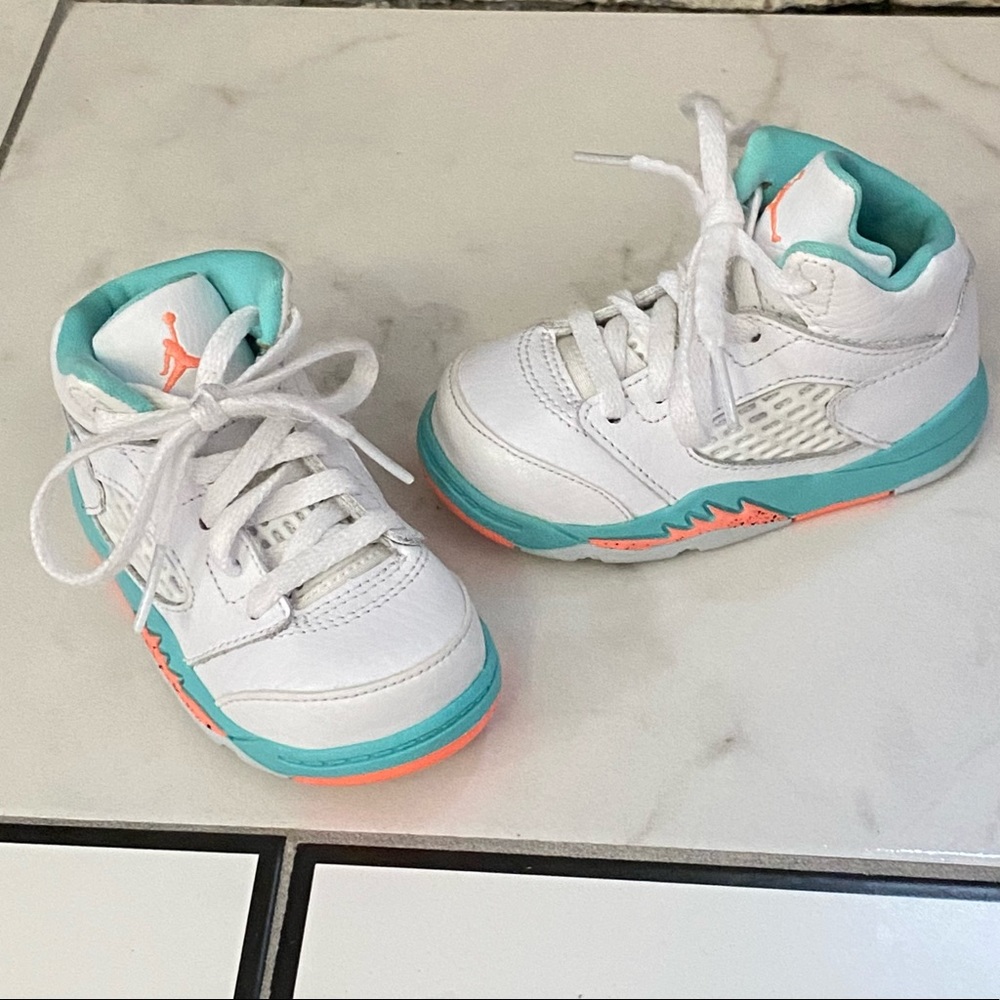 Baby Jordan’s size 5